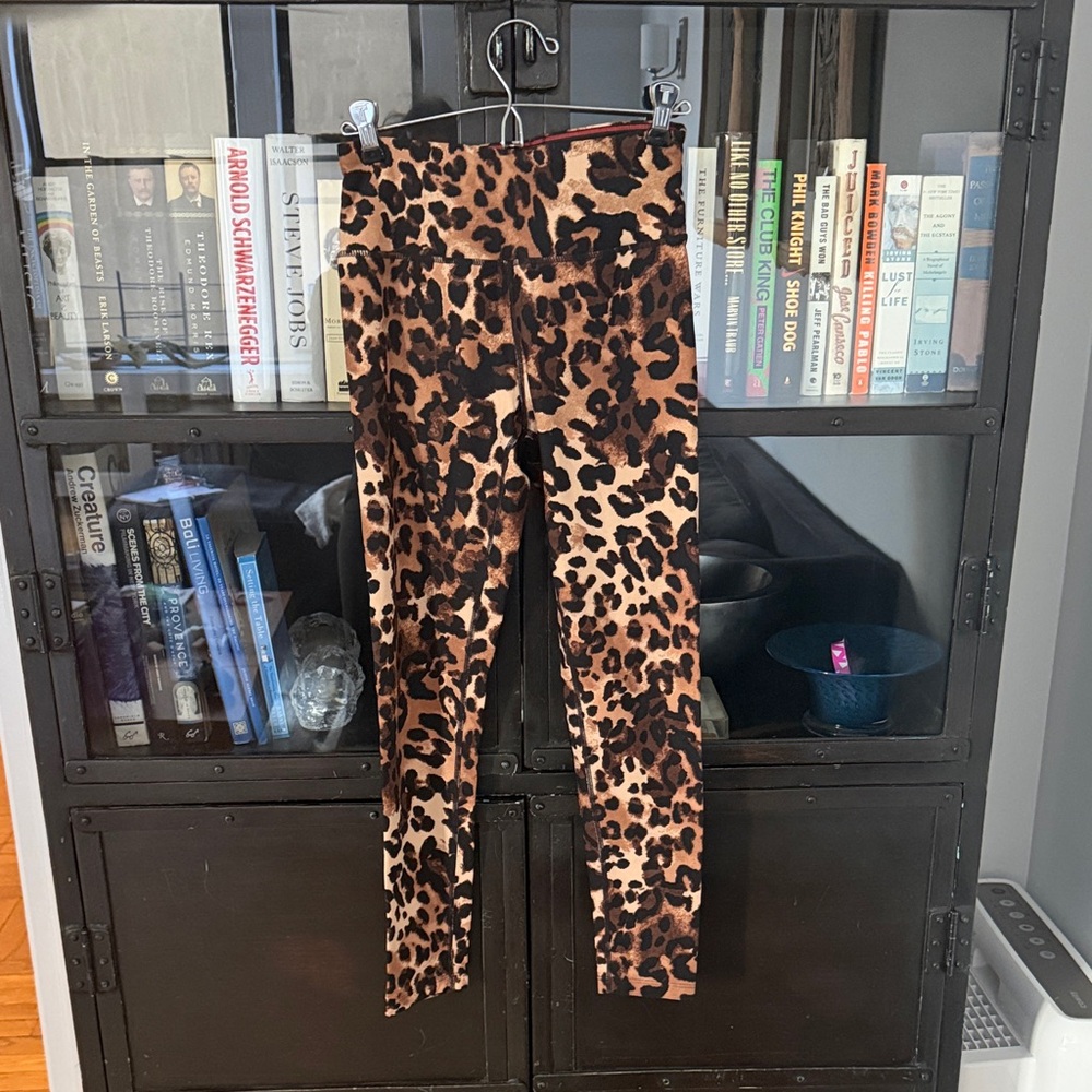 Calvin Klein Performance Leopard Print Leggings